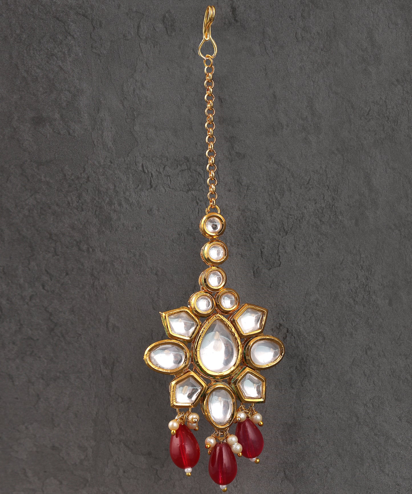 Kundan Maangtikka With Ruby Drops