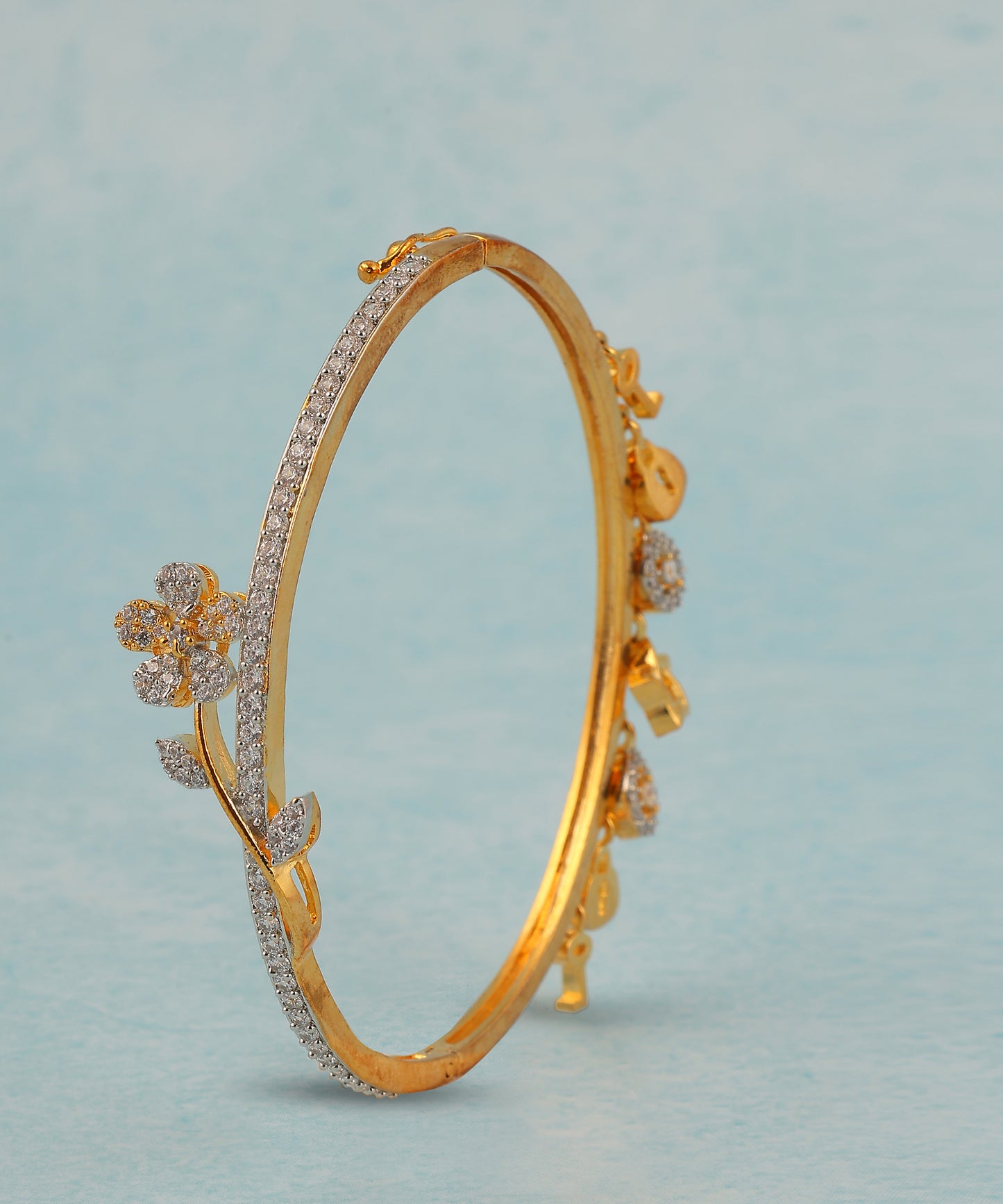 Gold Plated Floral Charm Bracelet