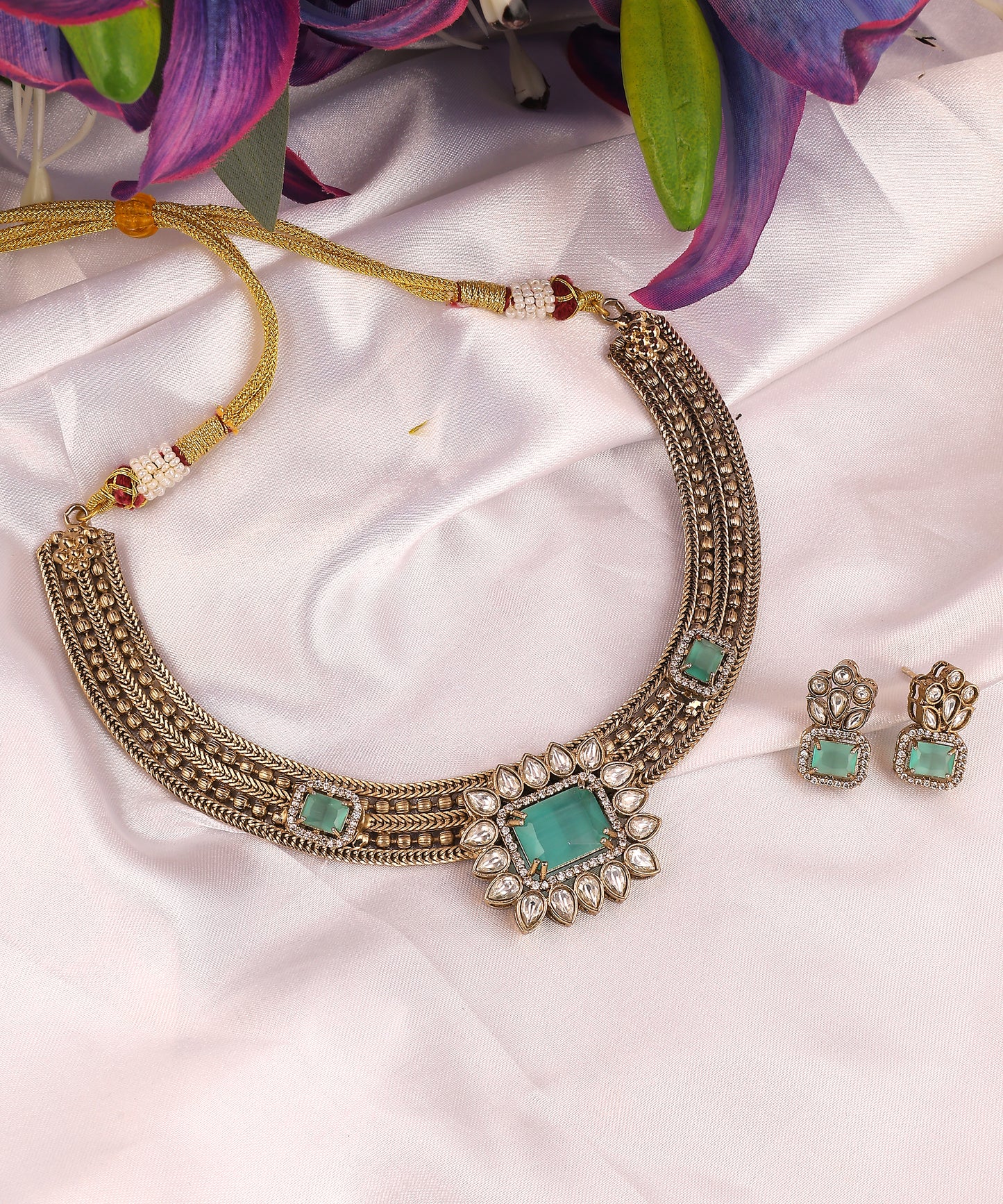 Suhani Hasli Featuring Teal Stone And Polki