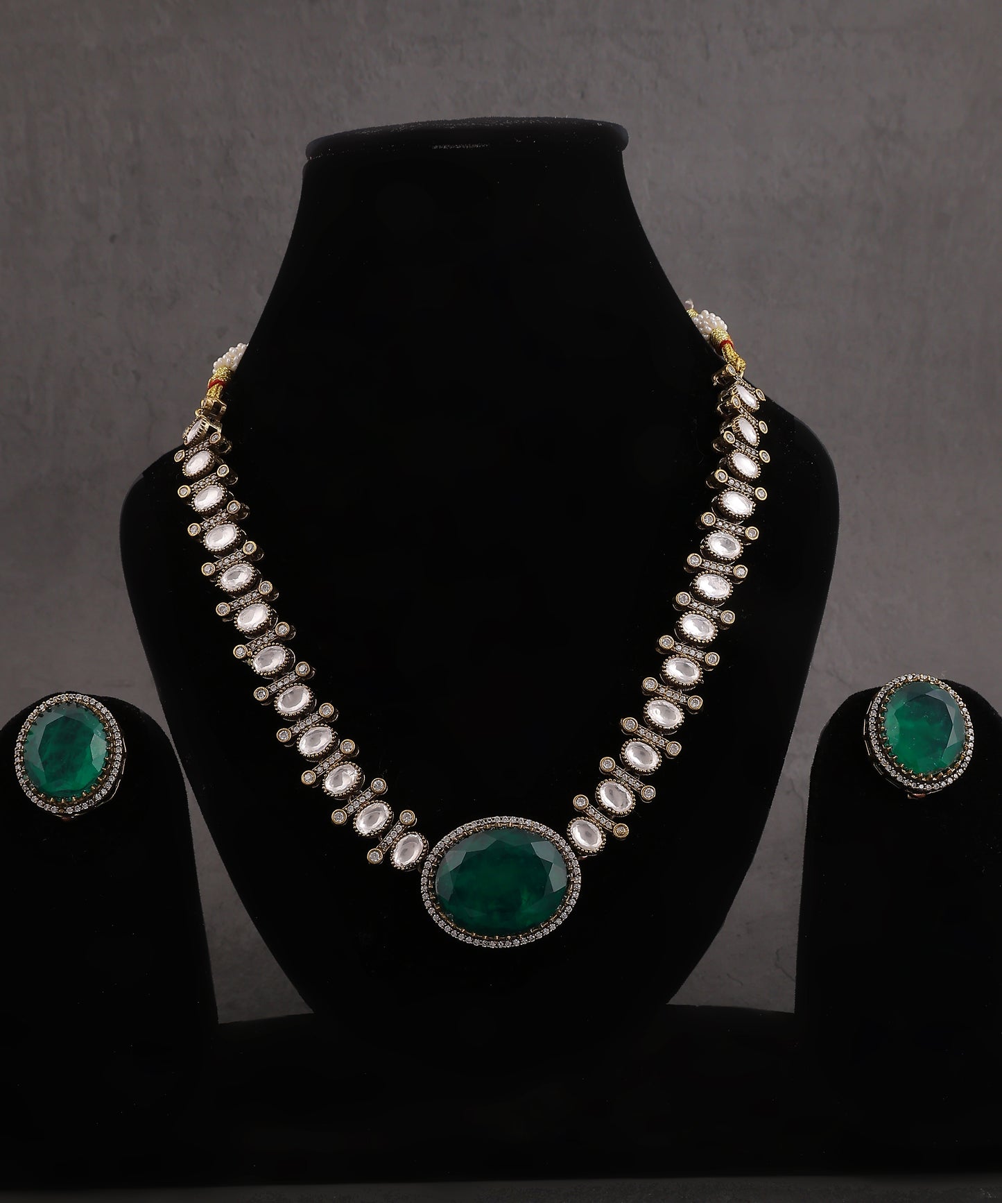 Polki And Centre Emerald Stone Studded Necklace