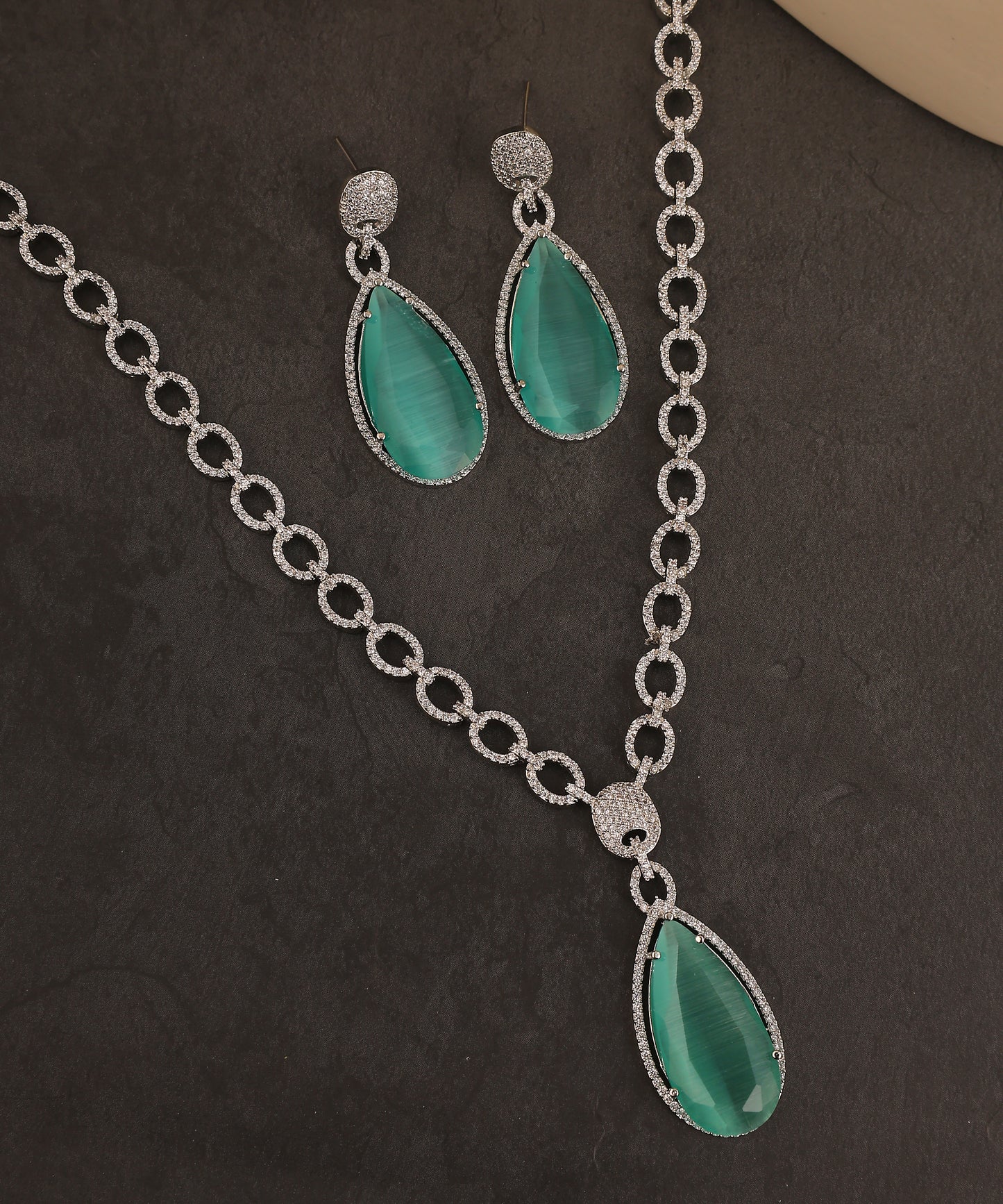 Chunky Chain Mint Green Artificial Diamond Necklace