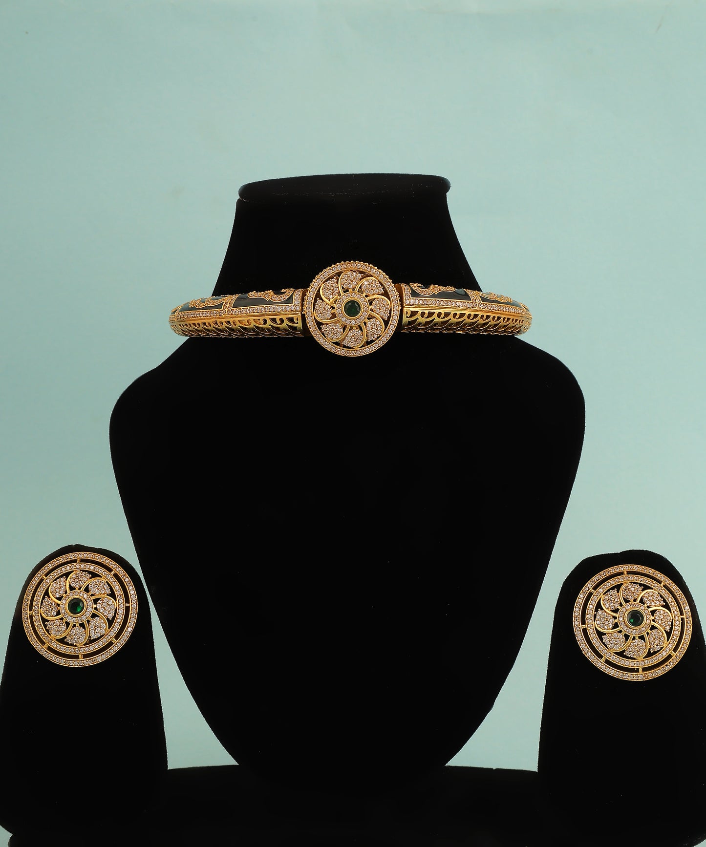 Sahiba Hasli/Necklace Featuring Emerald Enamelling And Crystal Studded Centre