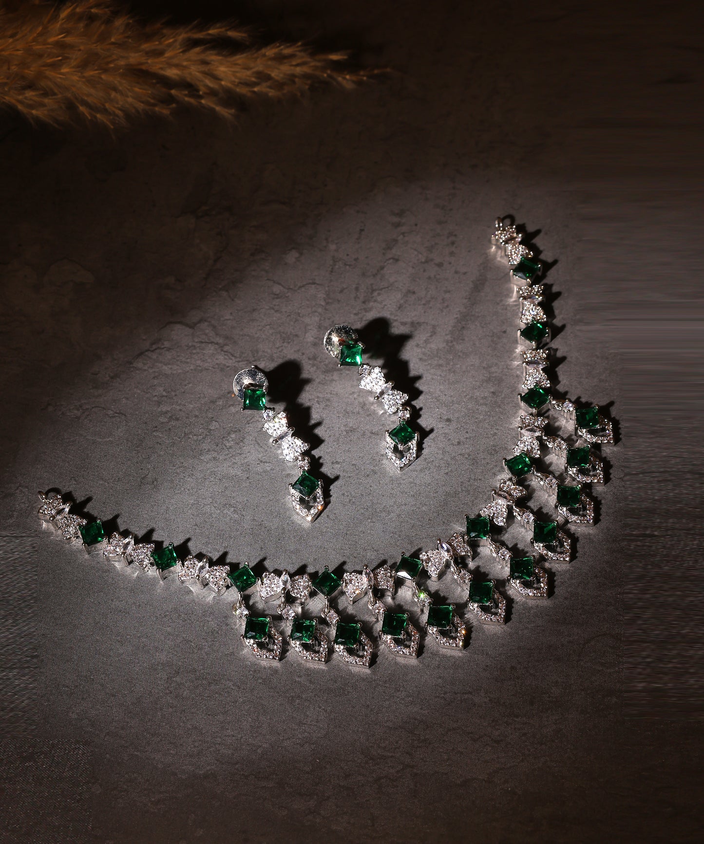 Designer Crystal And Emerald Drops Studded Artificial Diamond Necklace