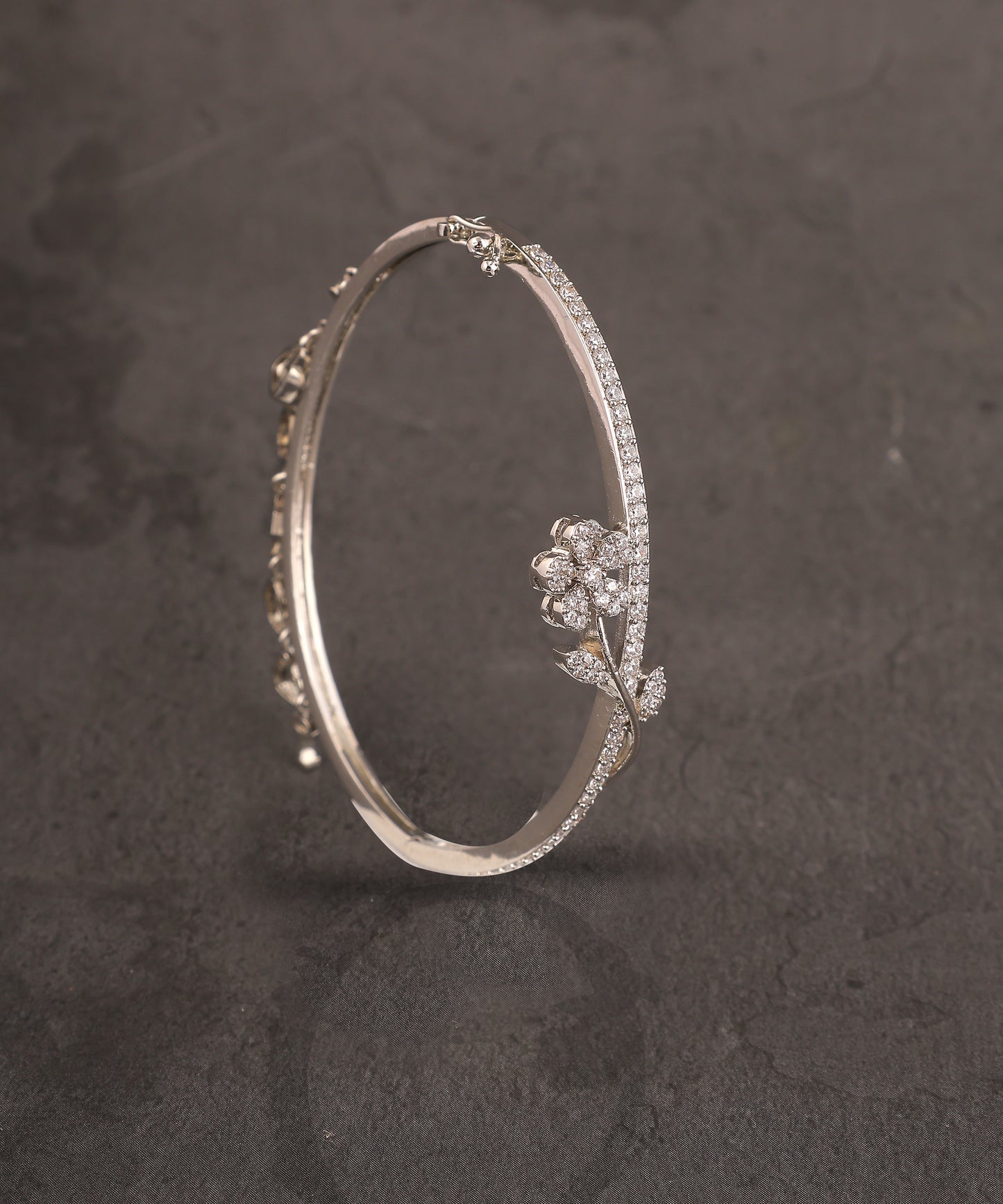 Silver Plated Floral Charm Bracelet
