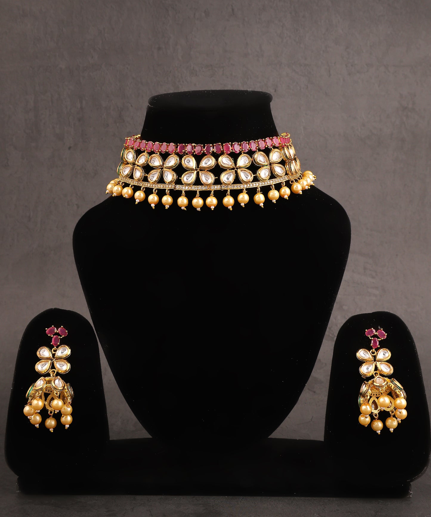 Kundan And Pearl Necklace With Magenta Stones