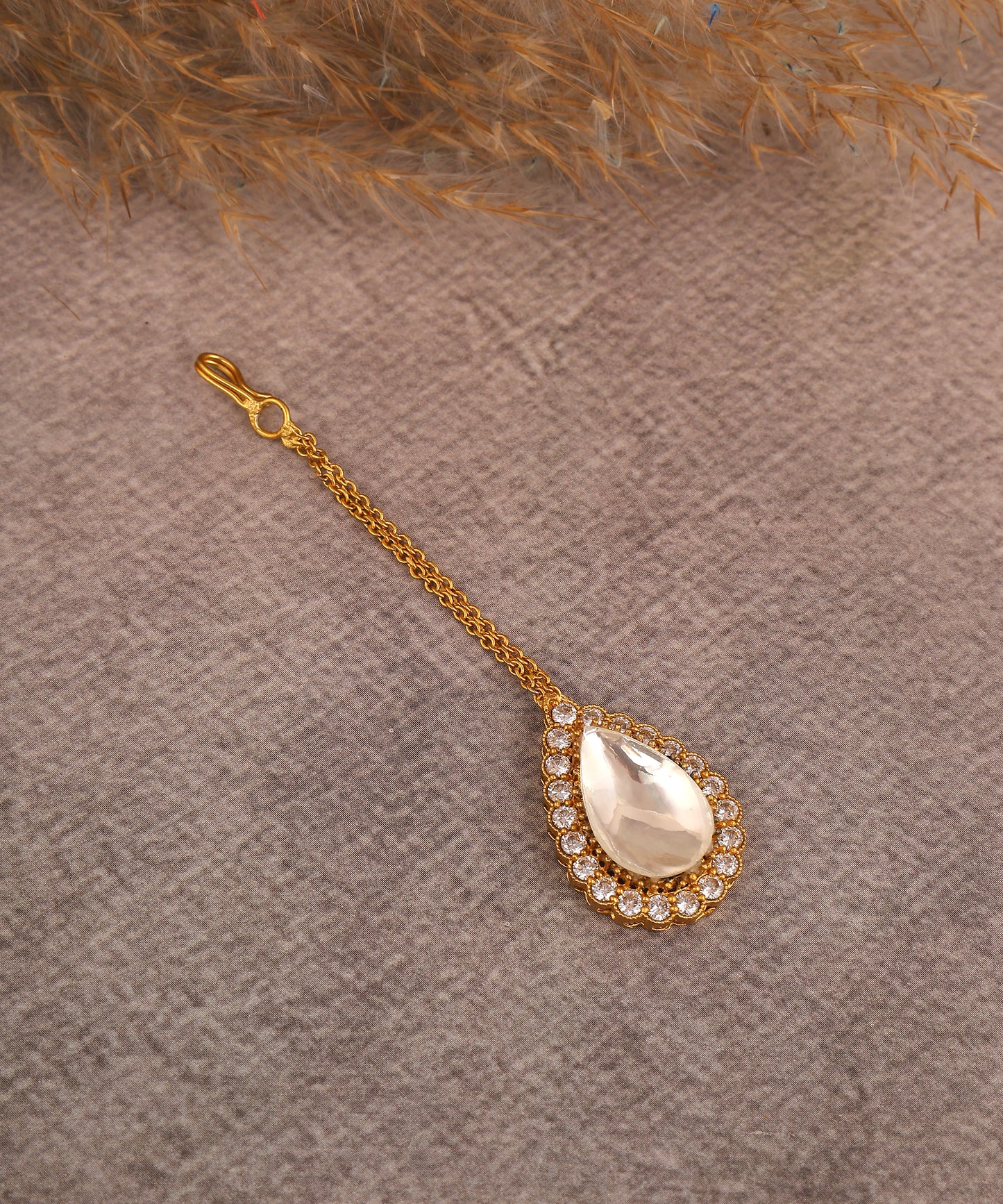 Tear drop polki maangtikka