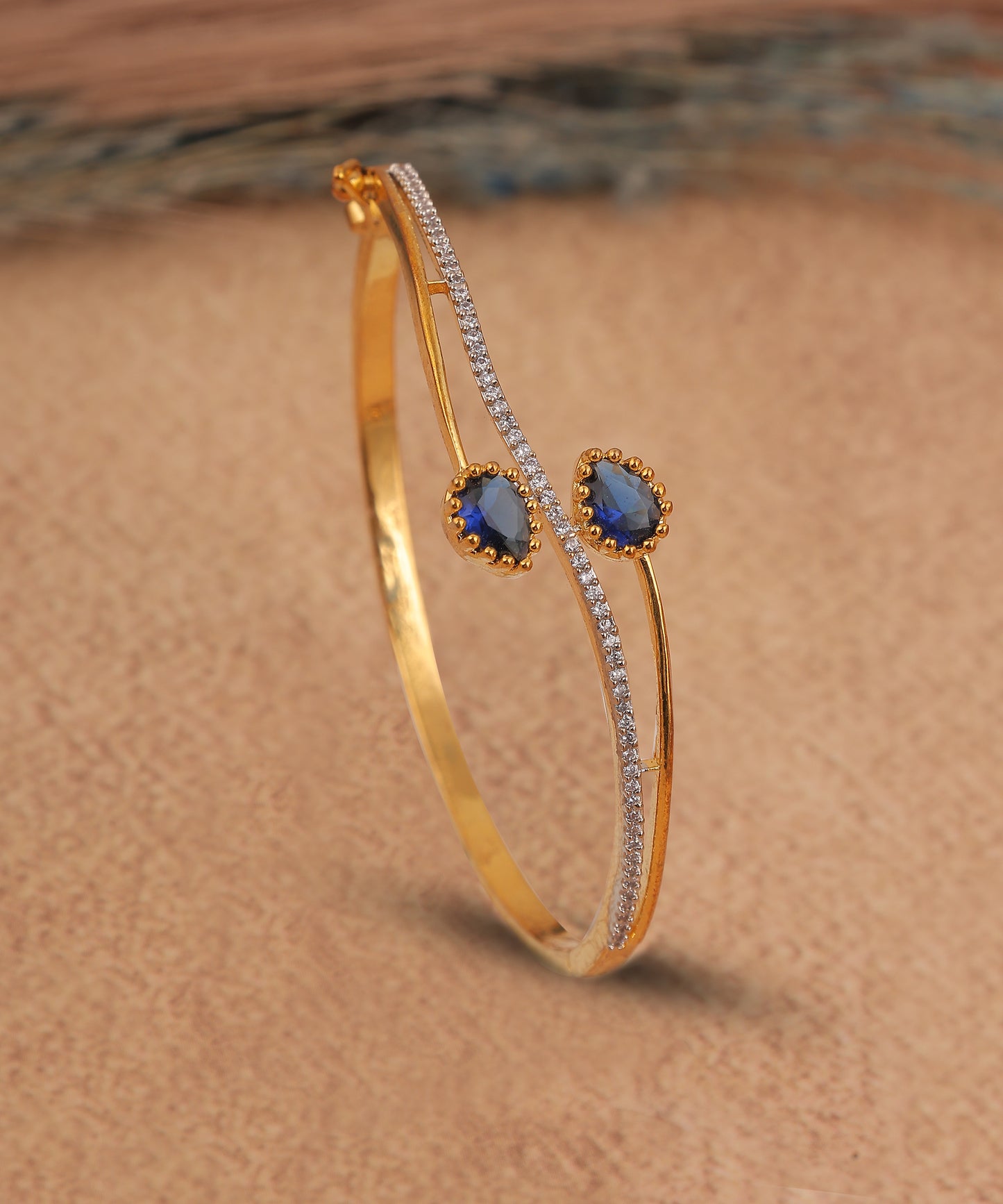 Anti Tarnish Sapphire Stone Studded Bracelet