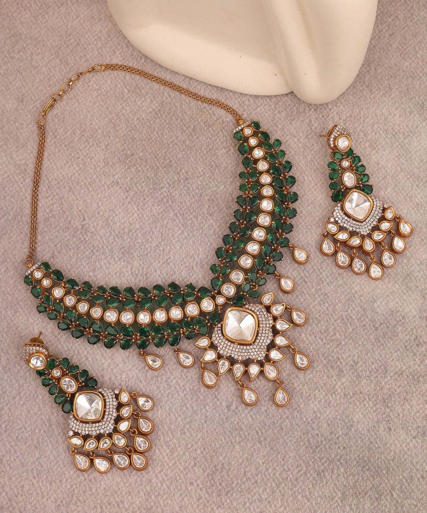 Samaira Necklace Featuring Emerald Stone And Polki Drops