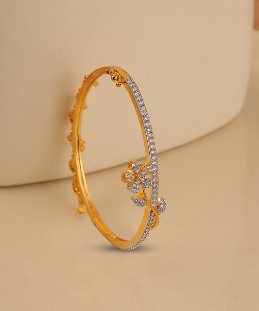 Gold Plated Floral Charm Bracelet