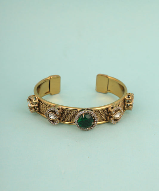 Oxidised Gold Polki And Emerald Studded Brass Bracelet