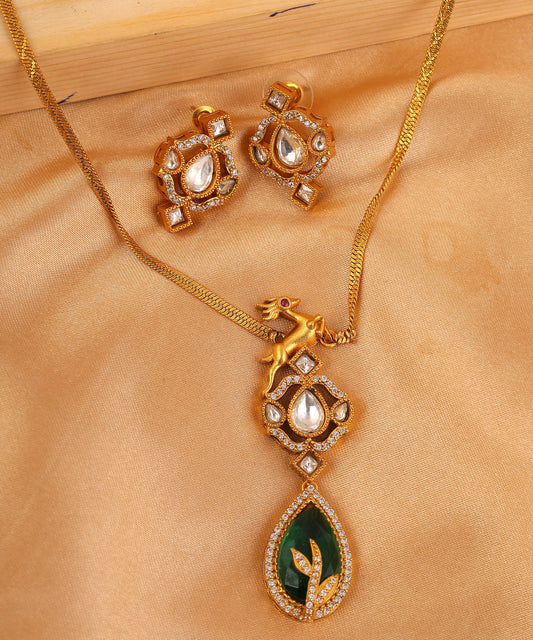 Emerald Leaf Pattered Drop Pendant Set/Necklace With Studs