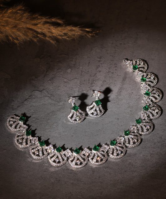 Emerald Studded Artificial Diamond Necklace