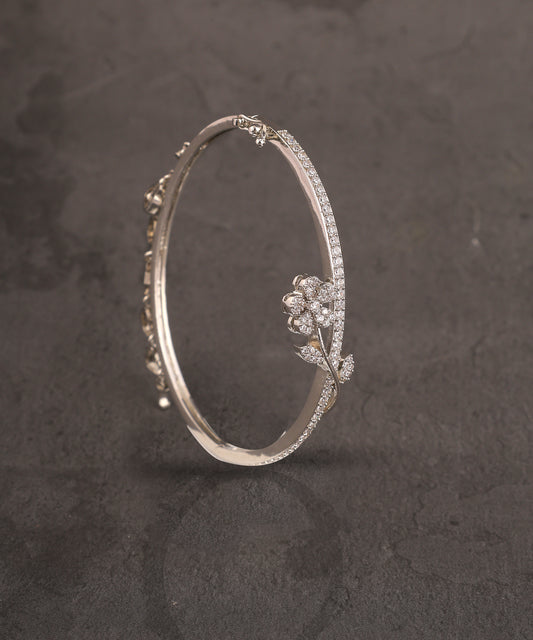Silver Plated Floral Charm Bracelet