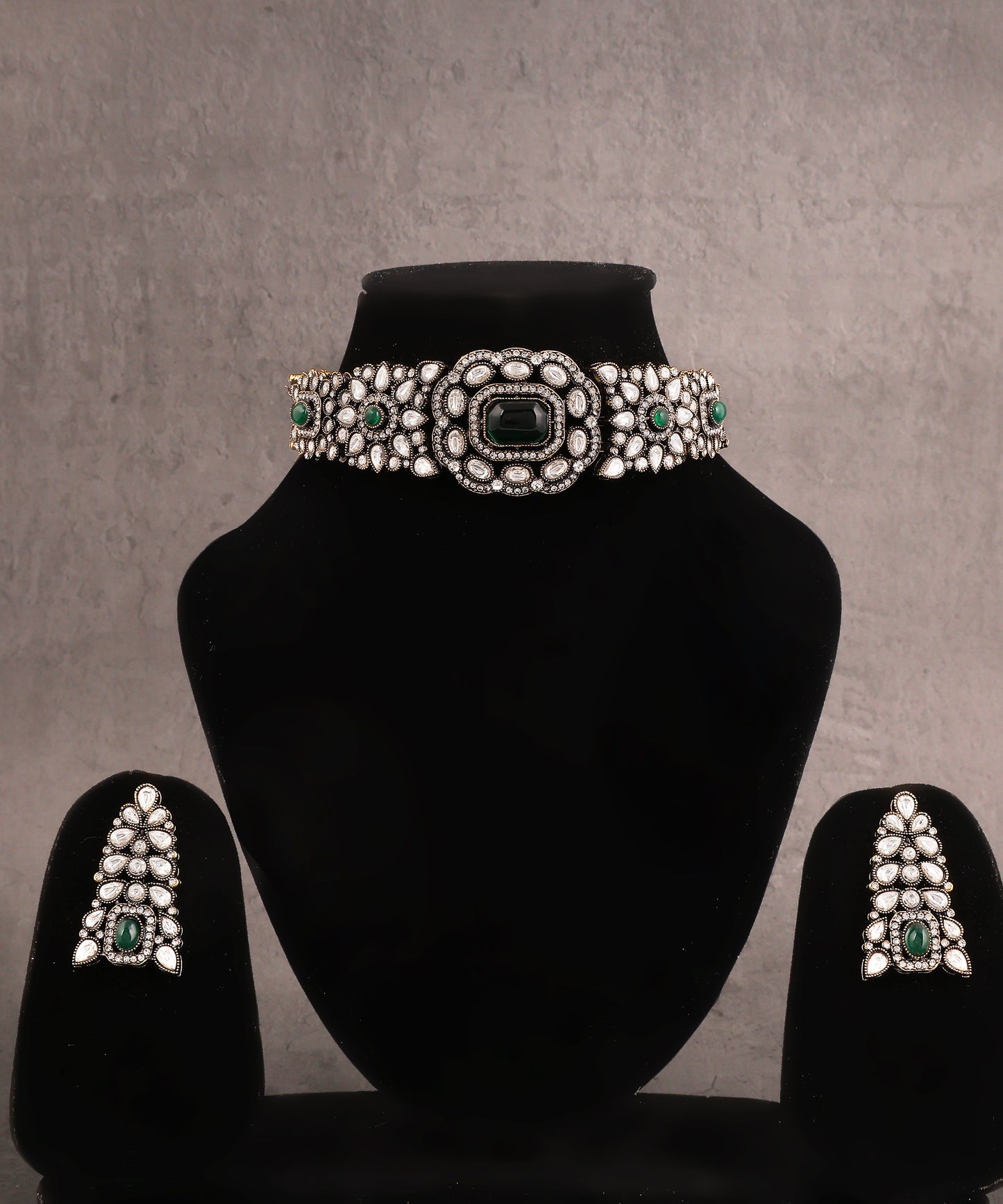 Kundan And Emerald Studded Choker