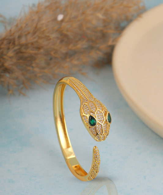 Serpentine Crystal & Emerald Studded Bracelet