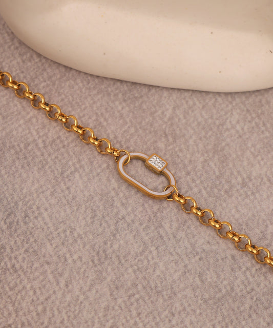 Anti Tarnish Chain Bracelet With Centre Embelishment